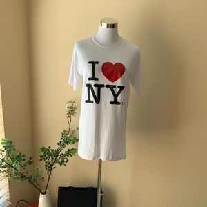 NWT Official I ❤️ NY t-shirt Size Small